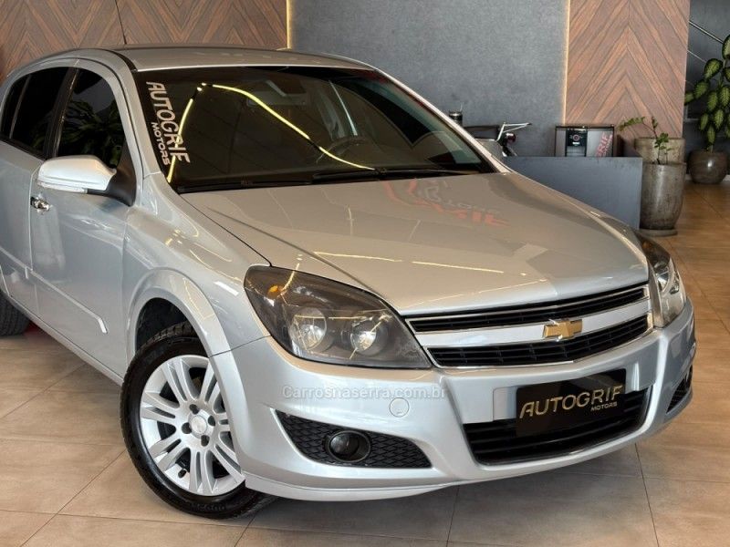 CHEVROLET VECTRA 2.0 SFI GT-X HATCH 8V 2009/2009 AUTOGRIF MOTORS CAMPO BOM / Carros no Vale CHEVROLET VECTRA 2.0 SFI GT-X HATCH 8V 2009/2009 AUTOGRIF MOTORS CAMPO BOM / Carros no Vale