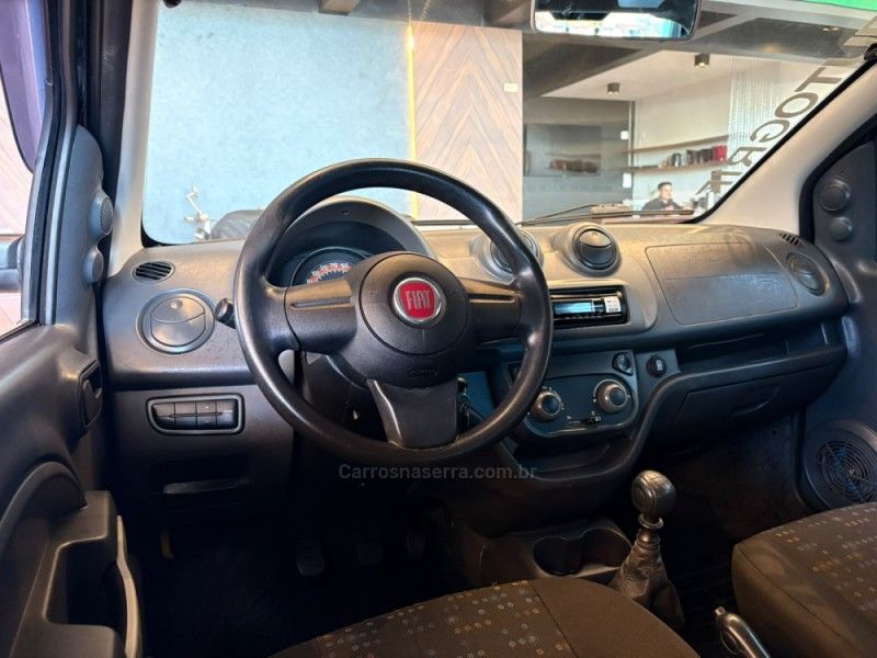 FIAT UNO 1.0 EVO VIVACE 8V 2014/2014 AUTOGRIF MOTORS CAMPO BOM / Carros no Vale FIAT UNO 1.0 EVO VIVACE 8V 2014/2014 AUTOGRIF MOTORS CAMPO BOM / Carros no Vale