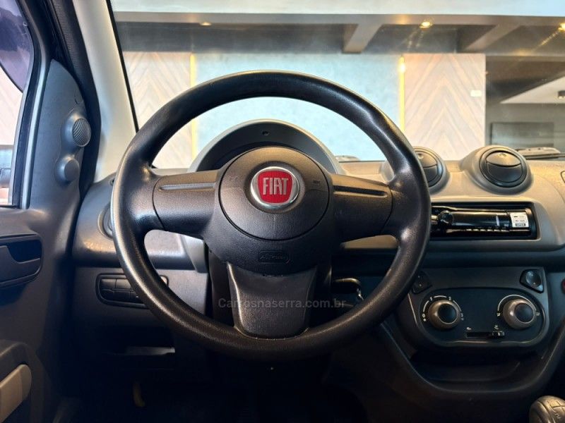 FIAT UNO 1.0 EVO VIVACE 8V 2014/2014 AUTOGRIF MOTORS CAMPO BOM / Carros no Vale FIAT UNO 1.0 EVO VIVACE 8V 2014/2014 AUTOGRIF MOTORS CAMPO BOM / Carros no Vale