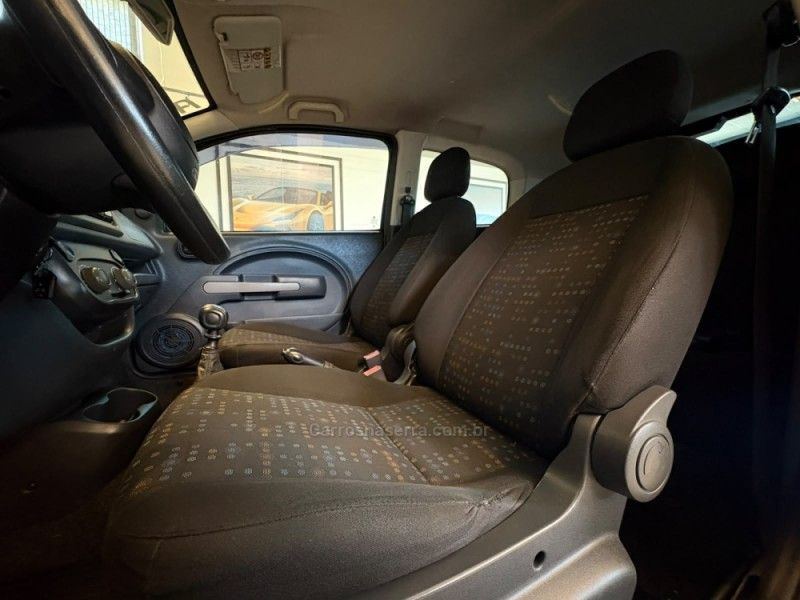 FIAT UNO 1.0 EVO VIVACE 8V 2014/2014 AUTOGRIF MOTORS CAMPO BOM / Carros no Vale FIAT UNO 1.0 EVO VIVACE 8V 2014/2014 AUTOGRIF MOTORS CAMPO BOM / Carros no Vale