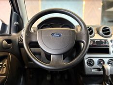 FORD FIESTA 1.6 MPI CLASS HATCH 8V 2009/2009 AUTOGRIF MOTORS CAMPO BOM / Carros no Vale