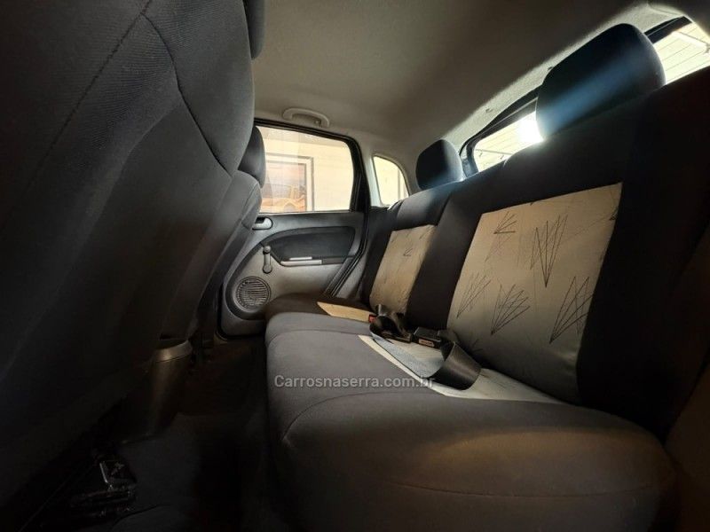 FORD FIESTA 1.6 MPI CLASS HATCH 8V 2009/2009 AUTOGRIF MOTORS CAMPO BOM / Carros no Vale FORD FIESTA 1.6 MPI CLASS HATCH 8V 2009/2009 AUTOGRIF MOTORS CAMPO BOM / Carros no Vale