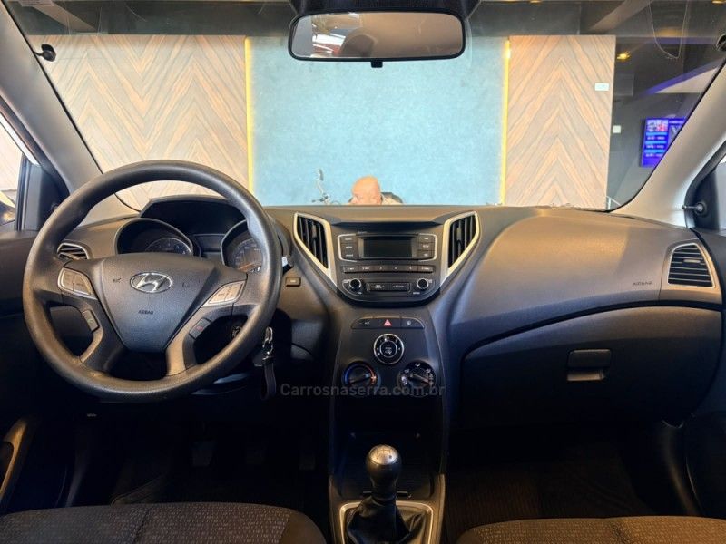 HYUNDAI HB20 1.0 UNIQUE 12V 2019/2019 AUTOGRIF MOTORS CAMPO BOM / Carros no Vale