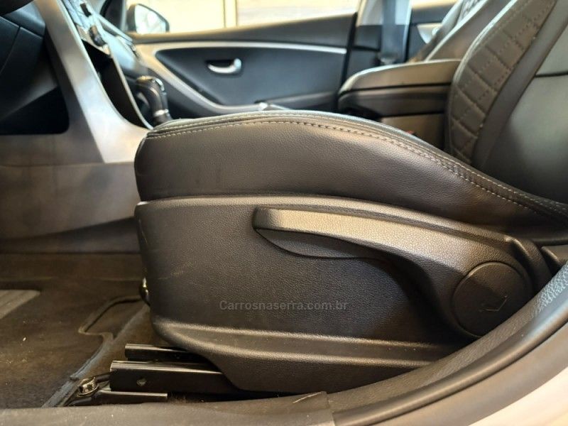 HYUNDAI I30 1.8 MPI 16V 2014/2015 AUTOGRIF MOTORS CAMPO BOM / Carros no Vale HYUNDAI I30 1.8 MPI 16V 2014/2015 AUTOGRIF MOTORS CAMPO BOM / Carros no Vale