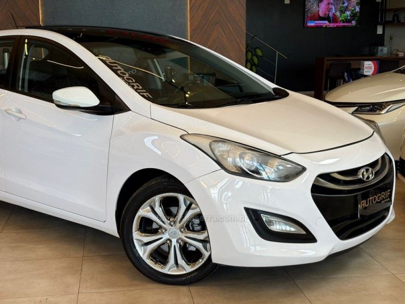HYUNDAI I30 1.8 MPI 16V 2014/2015 AUTOGRIF MOTORS CAMPO BOM / Carros no Vale HYUNDAI I30 1.8 MPI 16V 2014/2015 AUTOGRIF MOTORS CAMPO BOM / Carros no Vale