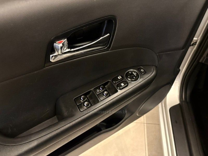 HYUNDAI I30 2.0 MPI 16V 2012/2012 AUTOGRIF MOTORS CAMPO BOM / Carros no Vale HYUNDAI I30 2.0 MPI 16V 2012/2012 AUTOGRIF MOTORS CAMPO BOM / Carros no Vale