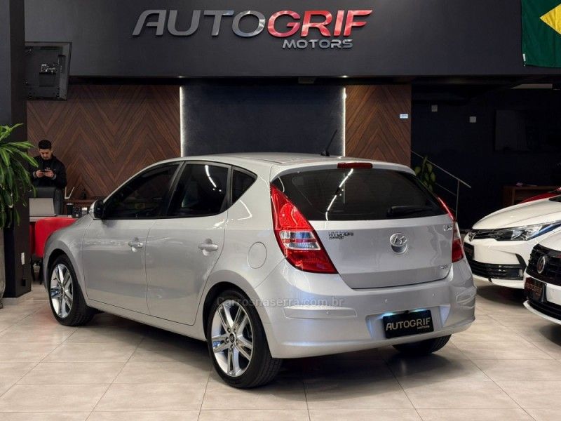 HYUNDAI I30 2.0 MPI 16V 2012/2012 AUTOGRIF MOTORS CAMPO BOM / Carros no Vale HYUNDAI I30 2.0 MPI 16V 2012/2012 AUTOGRIF MOTORS CAMPO BOM / Carros no Vale