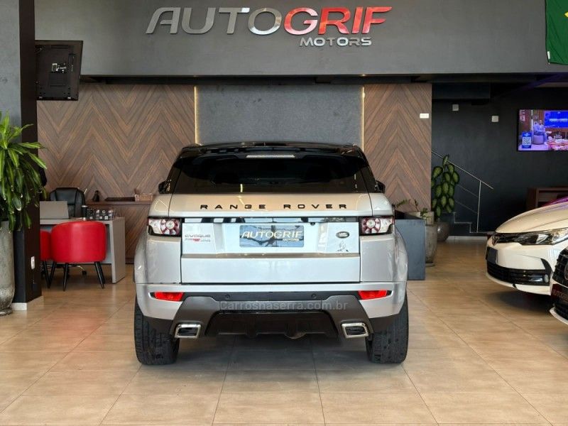LAND ROVER RANGE ROVER EVOQUE 2.0 DYNAMIC TECH 4WD 16V 2014/2014 AUTOGRIF MOTORS CAMPO BOM / Carros no Vale LAND ROVER RANGE ROVER EVOQUE 2.0 DYNAMIC TECH 4WD 16V 2014/2014 AUTOGRIF MOTORS CAMPO BOM / Carros no Vale