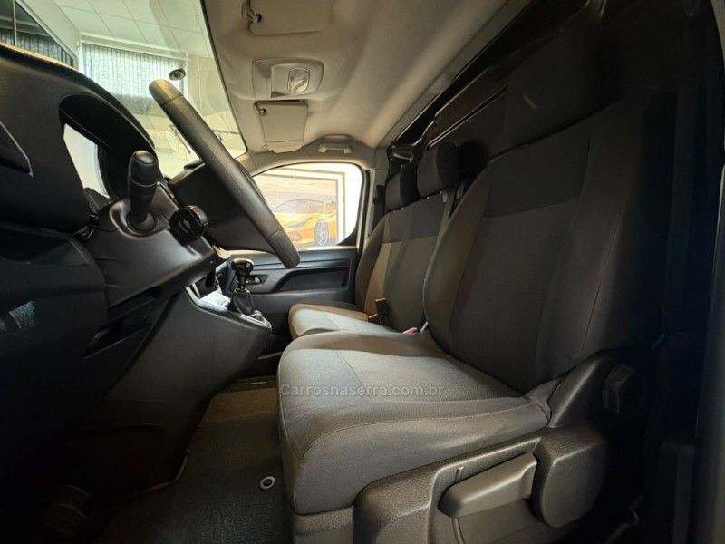 PEUGEOT EXPERT 1.5 BLUEHDI CARGO 2024/2024 AUTOGRIF MOTORS CAMPO BOM / Carros no Vale PEUGEOT EXPERT 1.5 BLUEHDI CARGO 2024/2024 AUTOGRIF MOTORS CAMPO BOM / Carros no Vale