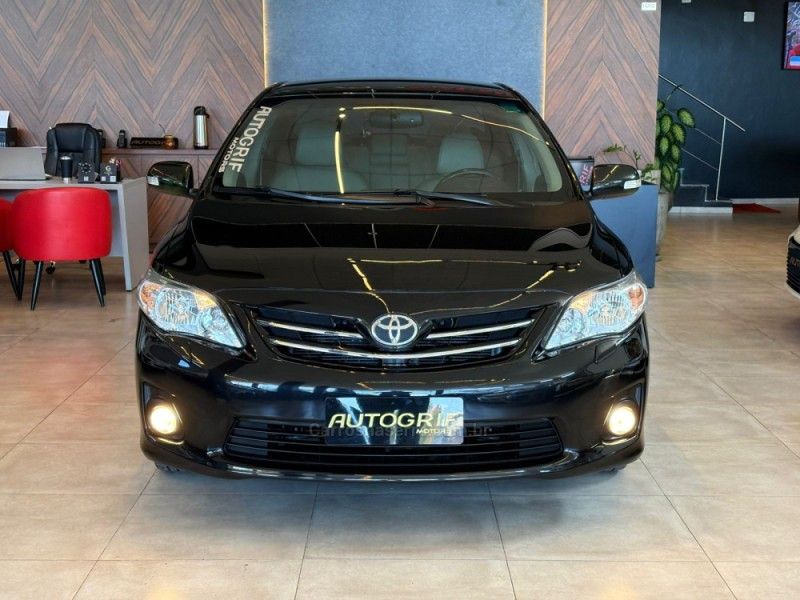 TOYOTA COROLLA 2.0 ALTIS 16V 2014/2014 AUTOGRIF MOTORS CAMPO BOM / Carros no Vale TOYOTA COROLLA 2.0 ALTIS 16V 2014/2014 AUTOGRIF MOTORS CAMPO BOM / Carros no Vale