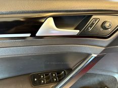VOLKSWAGEN GOLF 1.4 TSI HIGHLINE 16V 2013/2014 AUTOGRIF MOTORS CAMPO BOM / Carros no Vale