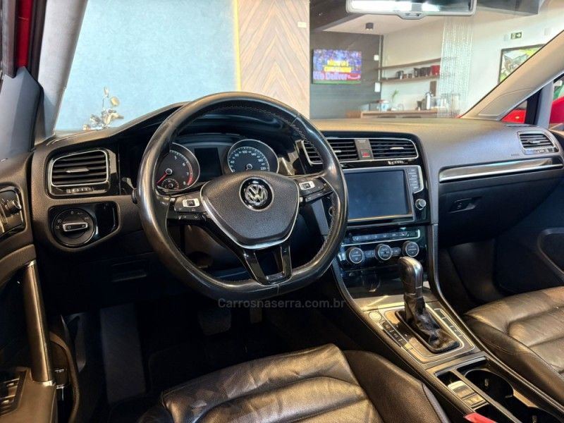 VOLKSWAGEN GOLF 1.4 TSI HIGHLINE 16V 2013/2014 AUTOGRIF MOTORS CAMPO BOM / Carros no Vale