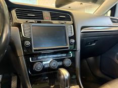 VOLKSWAGEN GOLF 1.4 TSI HIGHLINE 16V 2013/2014 AUTOGRIF MOTORS CAMPO BOM / Carros no Vale