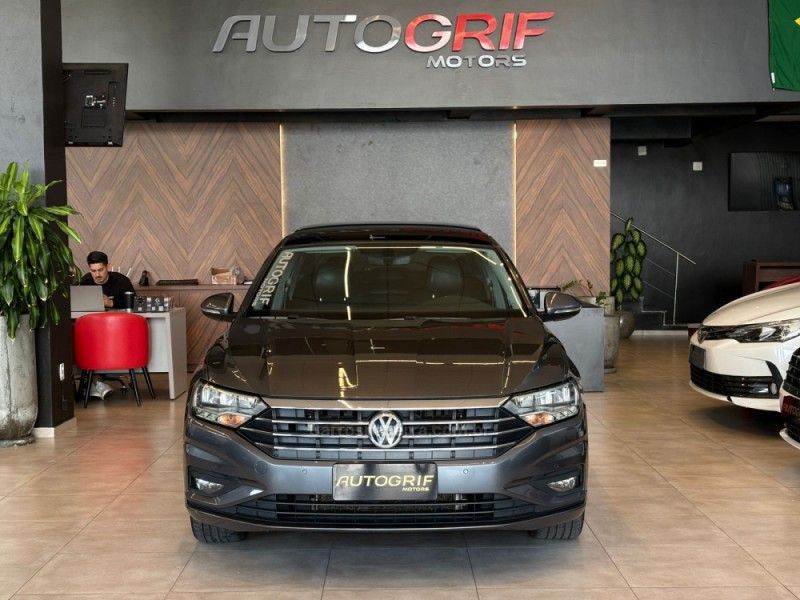 VOLKSWAGEN JETTA 1.4 16V TSI COMFORTLINE TIPTRONIC 2020/2020 AUTOGRIF MOTORS CAMPO BOM / Carros no Vale VOLKSWAGEN JETTA 1.4 16V TSI COMFORTLINE TIPTRONIC 2020/2020 AUTOGRIF MOTORS CAMPO BOM / Carros no Vale