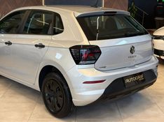 VOLKSWAGEN POLO 1.0 MPI TRACK 2024/2025 AUTOGRIF MOTORS CAMPO BOM / Carros no Vale