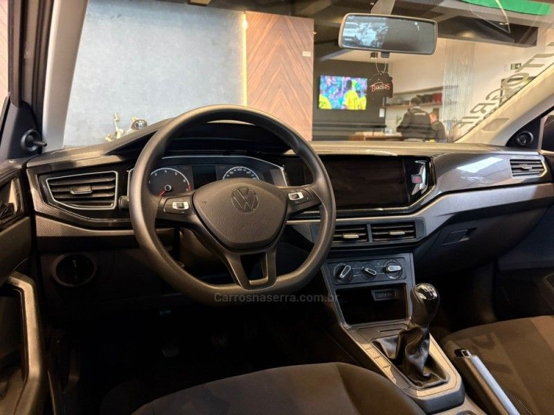 VOLKSWAGEN POLO 1.0 MPI TRACK 2024/2025 AUTOGRIF MOTORS CAMPO BOM / Carros no Vale