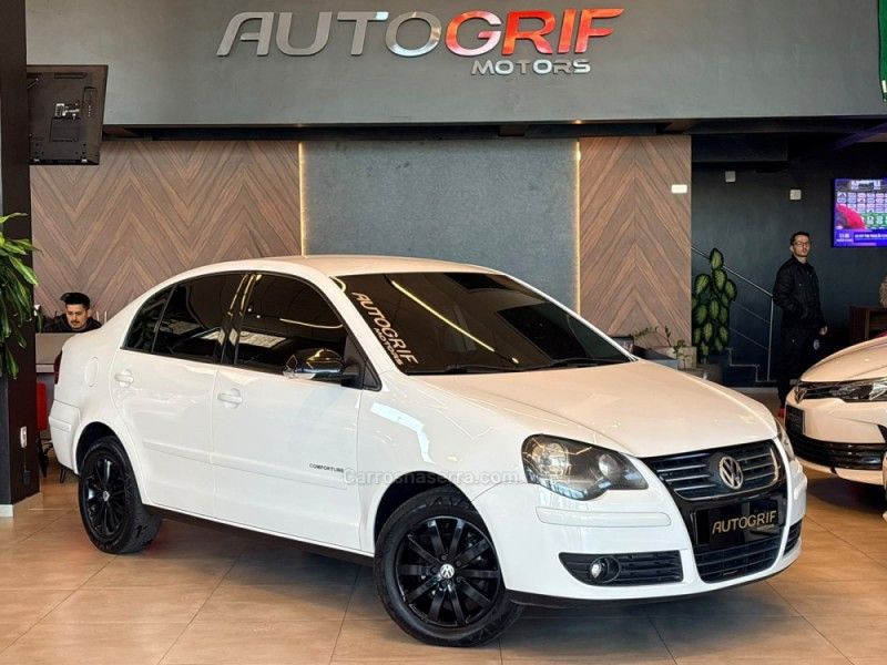 VOLKSWAGEN POLO SEDAN 1.6 MI COMFORTLINE 8V 2010/2010 AUTOGRIF MOTORS CAMPO BOM / Carros no Vale
