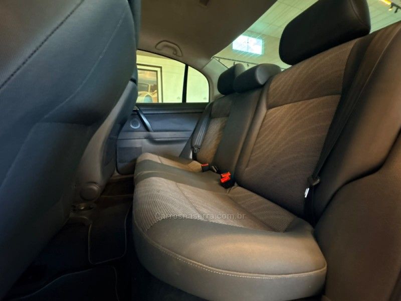 VOLKSWAGEN POLO SEDAN 1.6 MI COMFORTLINE 8V 2010/2010 AUTOGRIF MOTORS CAMPO BOM / Carros no Vale