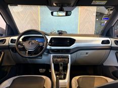 VOLKSWAGEN T-CROSS 1.4 HIGHLINE TSI 16V 2020/2020 AUTOGRIF MOTORS CAMPO BOM / Carros no Vale