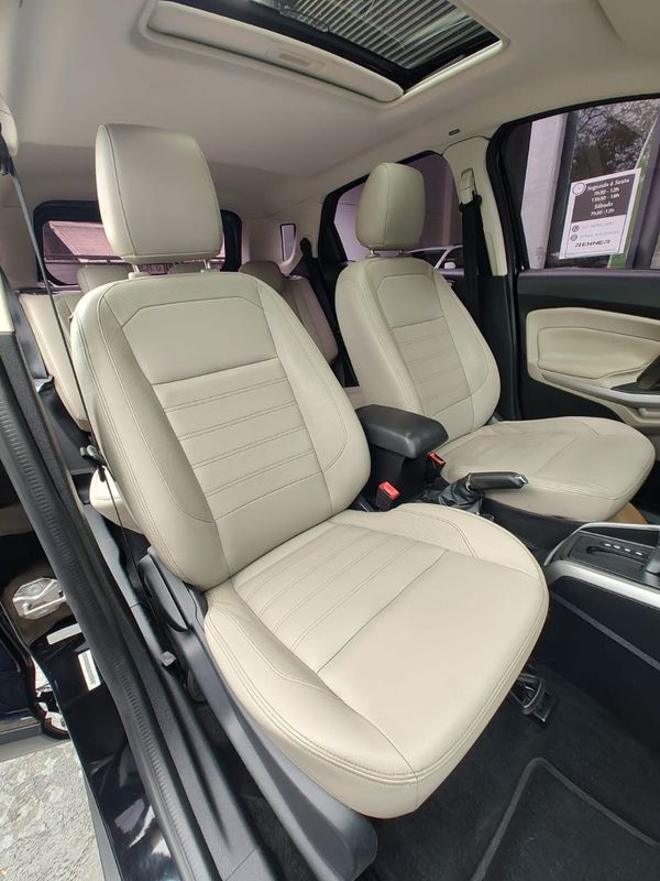 Ford EcoSport TITANIUM 2.0 16V 2017/2018 RENNER AUTOMÓVEIS LAJEADO / Carros no Vale Ford EcoSport TITANIUM 2.0 16V 2017/2018 RENNER AUTOMÓVEIS LAJEADO / Carros no Vale