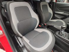 CHEVROLET ONIX HATCH LT 1.0 8V FlexPower Mec. 2015/2016 RENNER AUTOMÓVEIS LAJEADO / Carros no Vale