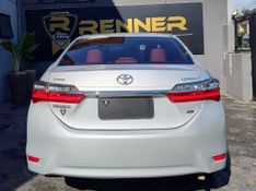 Toyota Corolla GLi 1.8 16V 2018/2018 RENNER AUTOMÓVEIS LAJEADO / Carros no Vale