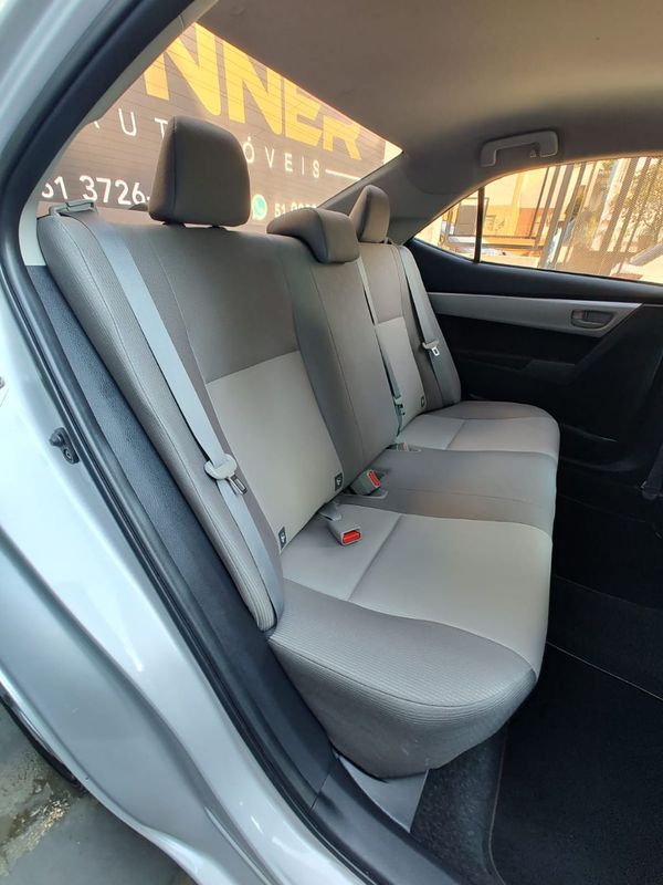 Toyota Corolla GLi 1.8 16V 2018/2018 RENNER AUTOMÓVEIS LAJEADO / Carros no Vale Toyota Corolla GLi 1.8 16V 2018/2018 RENNER AUTOMÓVEIS LAJEADO / Carros no Vale