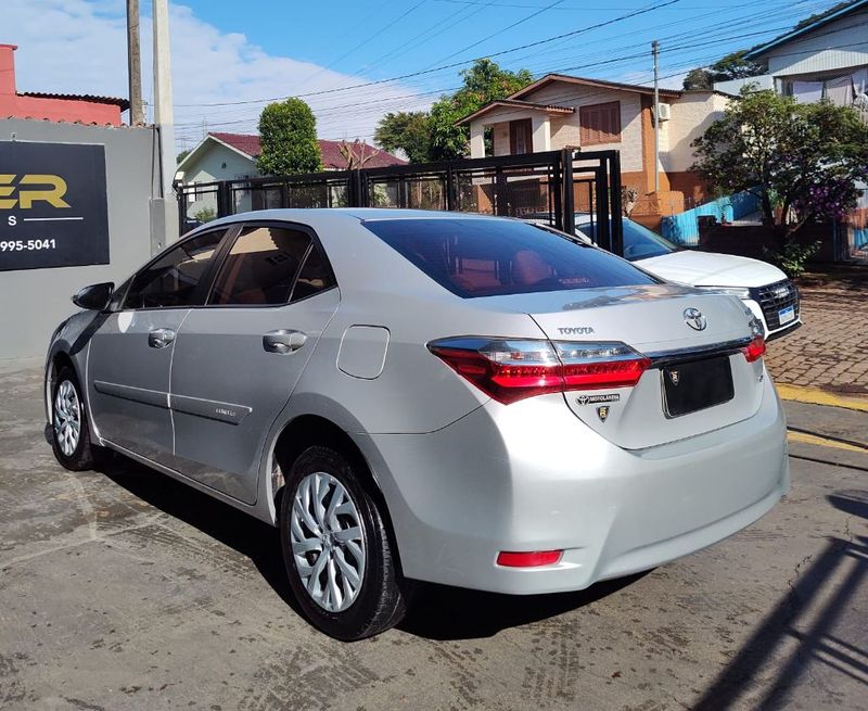 Toyota Corolla GLi 1.8 16V 2018/2018 RENNER AUTOMÓVEIS LAJEADO / Carros no Vale Toyota Corolla GLi 1.8 16V 2018/2018 RENNER AUTOMÓVEIS LAJEADO / Carros no Vale