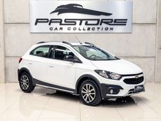 CHEVROLET ONIX 1.4 MPFI ACTIV 8V 2018/2019 PASTORE CAR COLLECTION BENTO GONÇALVES / Carros no Vale