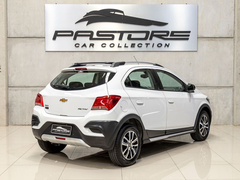 CHEVROLET ONIX 1.4 MPFI ACTIV 8V 2018/2019 PASTORE CAR COLLECTION BENTO GONÇALVES / Carros no Vale CHEVROLET ONIX 1.4 MPFI ACTIV 8V 2018/2019 PASTORE CAR COLLECTION BENTO GONÇALVES / Carros no Vale