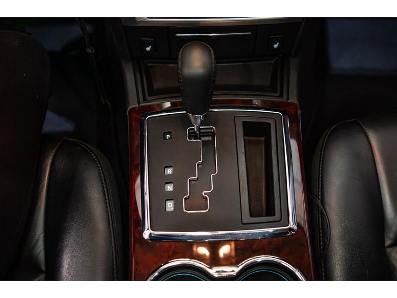 CHRYSLER 300 C 5.7 HEMI SEDAN V8 16V 2008/2009 PASTORE CAR COLLECTION BENTO GONÇALVES / Carros no Vale CHRYSLER 300 C 5.7 HEMI SEDAN V8 16V 2008/2009 PASTORE CAR COLLECTION BENTO GONÇALVES / Carros no Vale