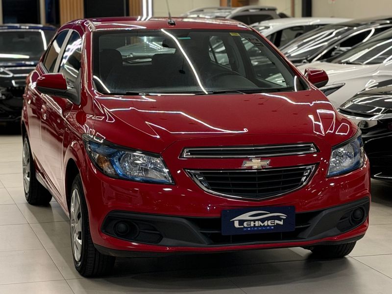 CHEVROLET ONIX 1.4 MPFI LT 8V 2013/2014 LEHMEN VEÍCULOS VENÂNCIO AIRES / Carros no Vale