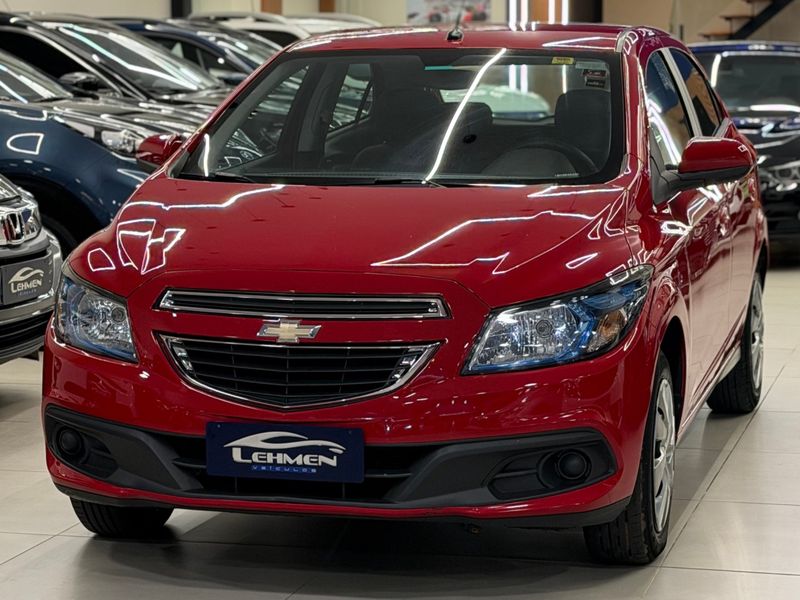 CHEVROLET ONIX 1.4 MPFI LT 8V 2013/2014 LEHMEN VEÍCULOS VENÂNCIO AIRES / Carros no Vale