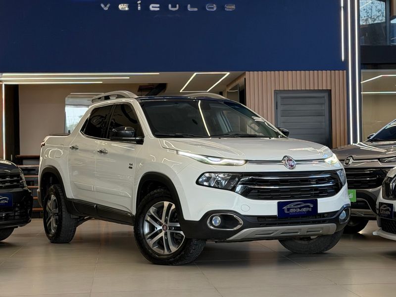 FIAT TORO 2.0 16V TURBO VOLCANO 4WD AT9 2018/2018 LEHMEN VEÍCULOS VENÂNCIO AIRES / Carros no Vale