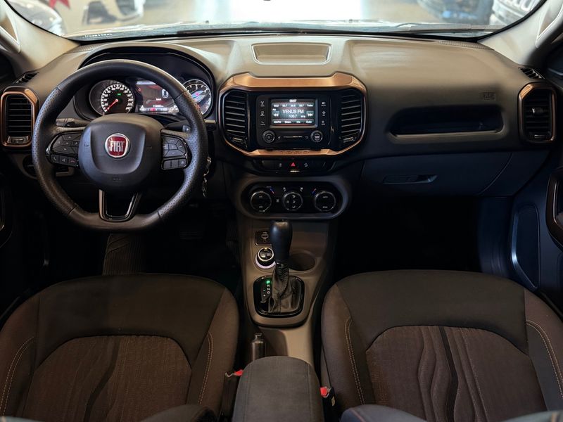 FIAT TORO 2.0 16V TURBO VOLCANO 4WD AT9 2018/2018 LEHMEN VEÍCULOS VENÂNCIO AIRES / Carros no Vale
