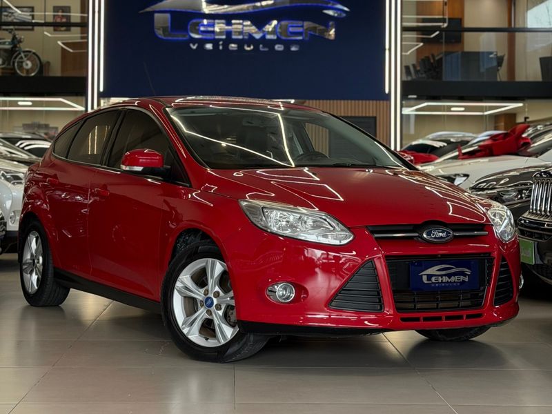 FORD FOCUS 1.6 SE 16V 2014/2015 LEHMEN VEÍCULOS VENÂNCIO AIRES / Carros no Vale