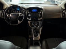 FORD FOCUS 1.6 SE 16V 2014/2015 LEHMEN VEÍCULOS VENÂNCIO AIRES / Carros no Vale