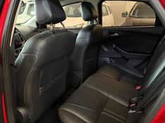 FORD FOCUS 1.6 SE 16V 2014/2015 LEHMEN VEÍCULOS VENÂNCIO AIRES / Carros no Vale