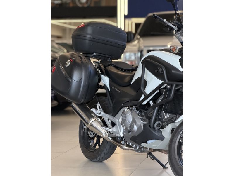 HONDA NC 700X ABS 2014/2014 LEHMEN VEÍCULOS VENÂNCIO AIRES / Carros no Vale