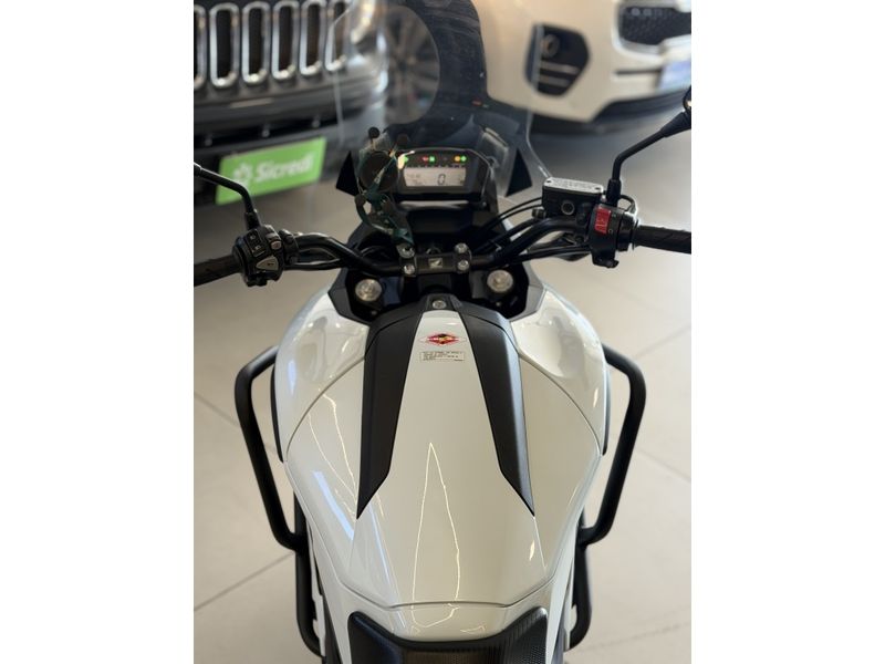 HONDA NC 700X ABS 2014/2014 LEHMEN VEÍCULOS VENÂNCIO AIRES / Carros no Vale