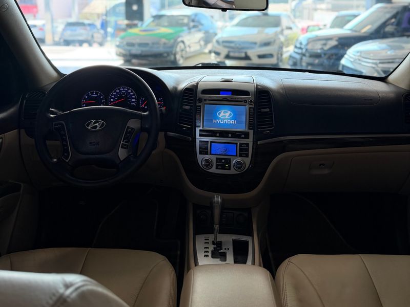 HYUNDAI SANTA FE 3.5 MPFI GLS V6 24V 285CV 2011/2012 LEHMEN VEÍCULOS VENÂNCIO AIRES / Carros no Vale