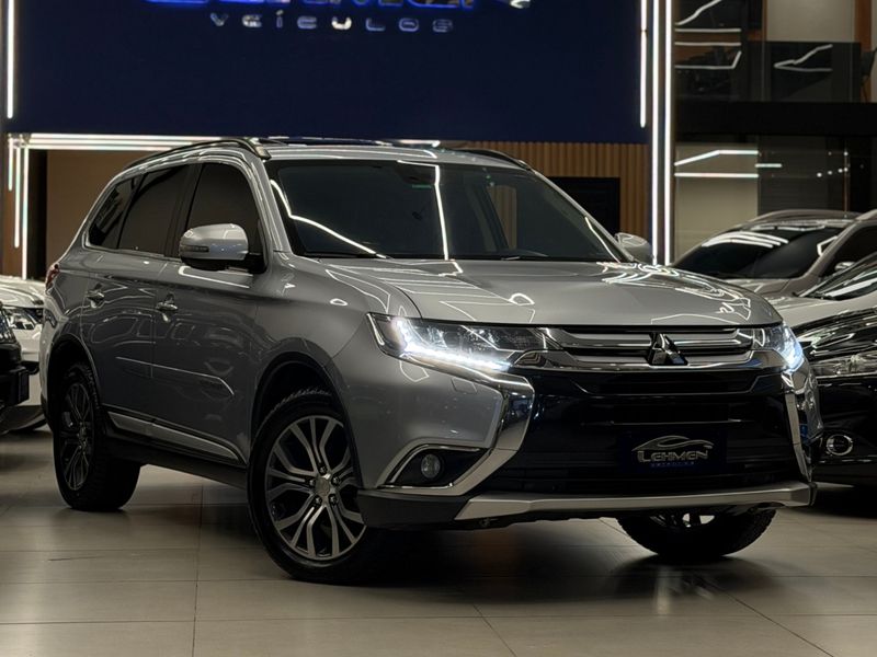 MITSUBISHI OUTLANDER 2.2 MIVEC DI-D HPE-S AWD 2015/2016 LEHMEN VEÍCULOS VENÂNCIO AIRES / Carros no Vale