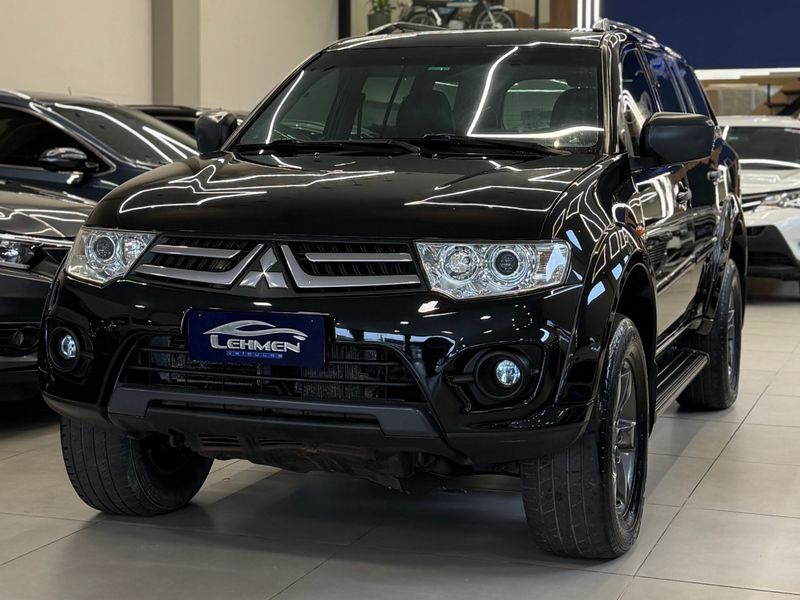 MITSUBISHI PAJERO DAKAR 3.2 4X4 16V TURBO INTERCOOLER 2013/2014 LEHMEN VEÍCULOS VENÂNCIO AIRES / Carros no Vale