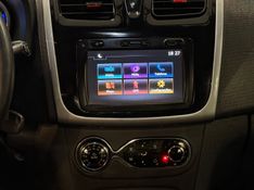 RENAULT SANDERO 2.0 RS 16V 2015/2016 LEHMEN VEÍCULOS VENÂNCIO AIRES / Carros no Vale