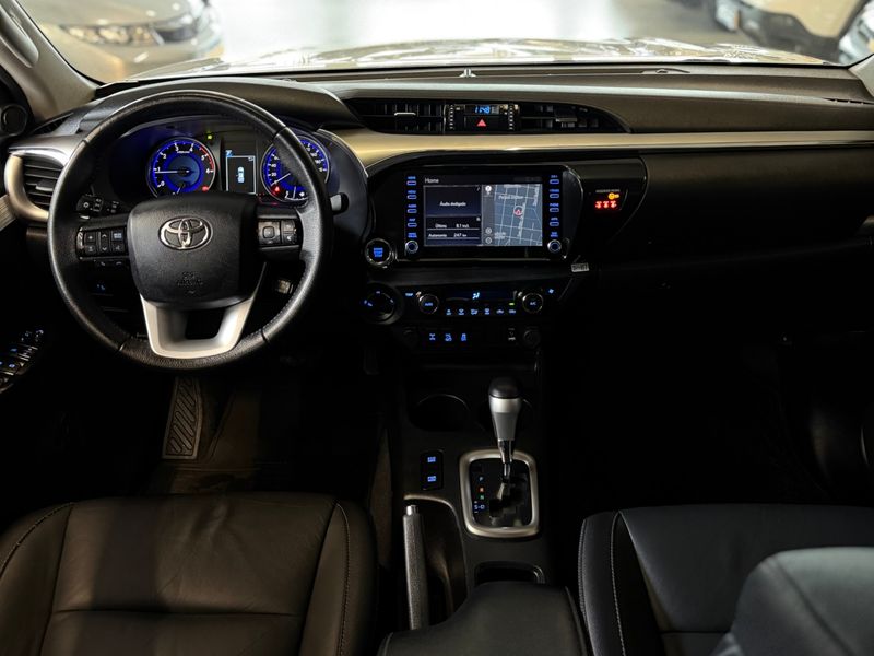 TOYOTA HILUX 2.8 SRV 4X4 CD 16V 2020/2020 LEHMEN VEÍCULOS VENÂNCIO AIRES / Carros no Vale