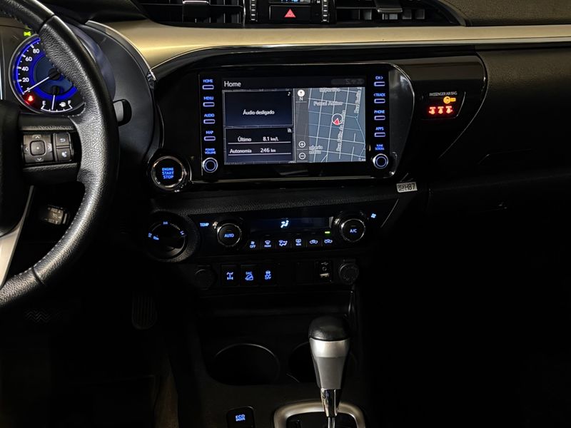 TOYOTA HILUX 2.8 SRV 4X4 CD 16V 2020/2020 LEHMEN VEÍCULOS VENÂNCIO AIRES / Carros no Vale