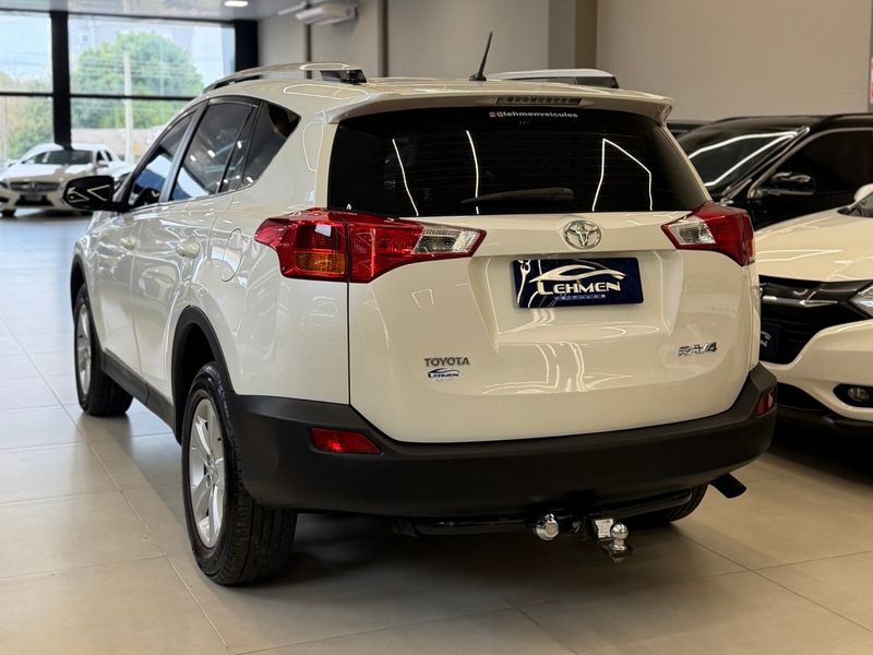 TOYOTA RAV4 2.0 4X2 16V 2013/2013 LEHMEN VEÍCULOS VENÂNCIO AIRES / Carros no Vale