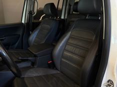 VOLKSWAGEN AMAROK 2.0 COMFORTLINE 4X4 CD 16V TURBO INTERCOOLER 2019/2019 LEHMEN VEÍCULOS VENÂNCIO AIRES / Carros no Vale