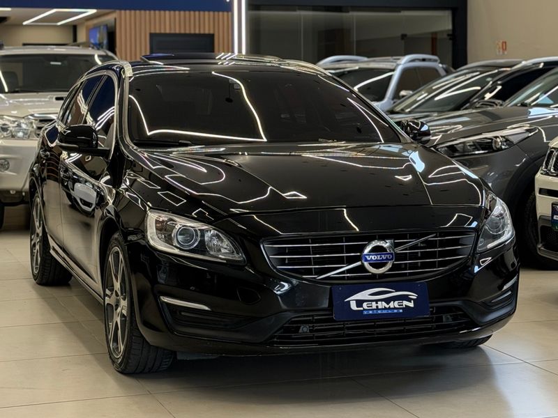 VOLVO V60 2.0 T4 MOMENTUM 2017/2018 LEHMEN VEÍCULOS VENÂNCIO AIRES / Carros no Vale