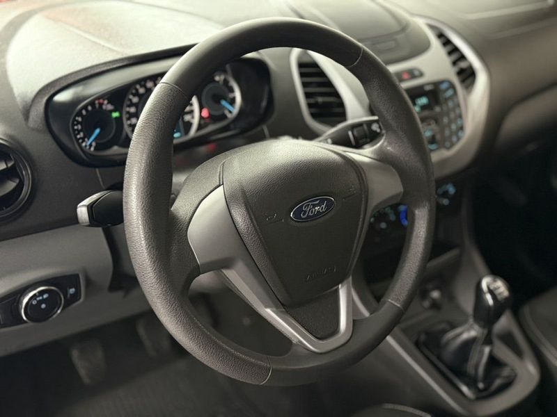 Ford KA HATCH SE 1.0 2018 SÓ MOTOS E AUTOMÓVEIS SANTA CRUZ DO SUL / Carros no Vale Ford KA HATCH SE 1.0 2018 SÓ MOTOS E AUTOMÓVEIS SANTA CRUZ DO SUL / Carros no Vale